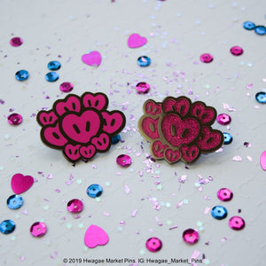 Mang Big Kisses Pin (2 Options)